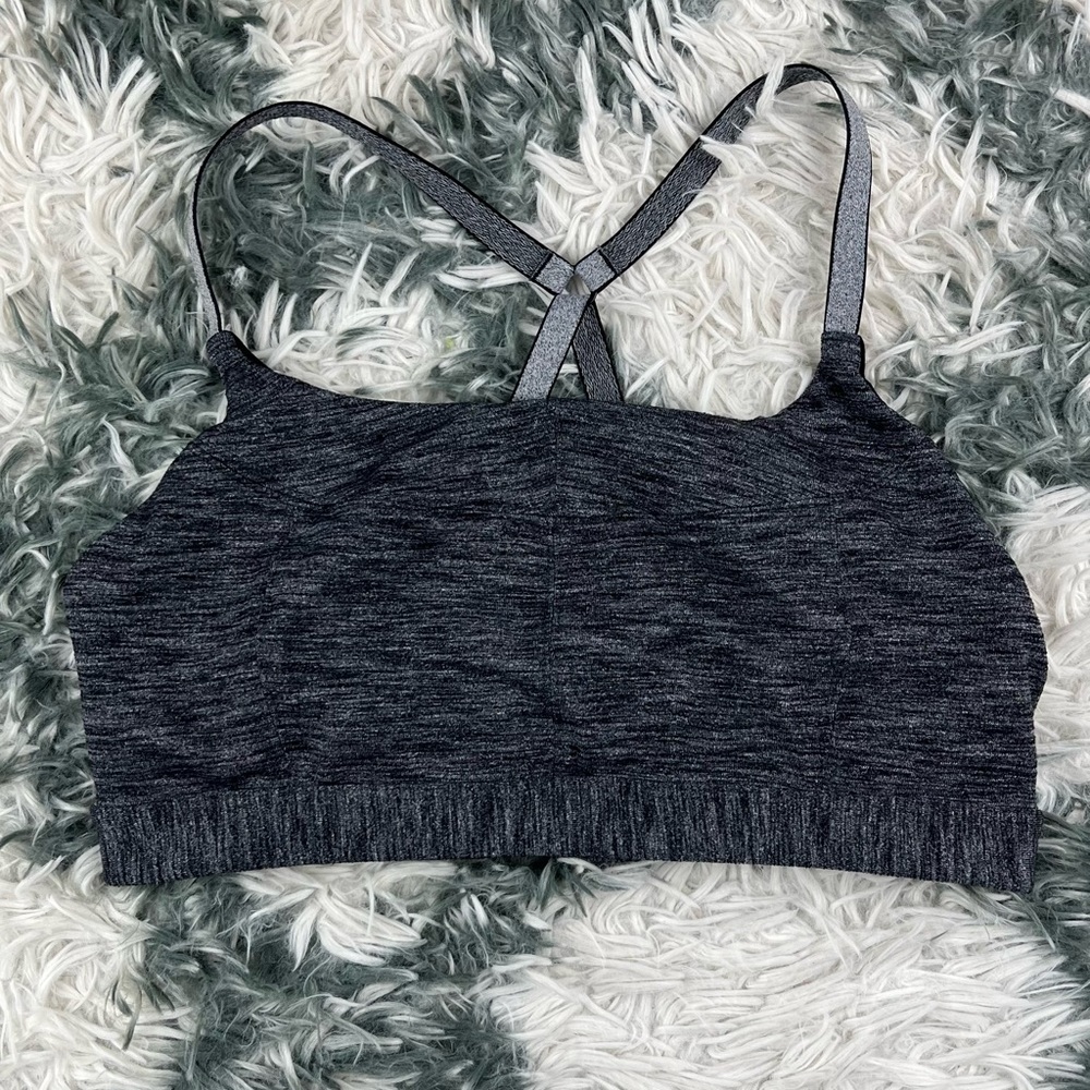 Athleta Women's Strappy-Back Sports Bra Gray Size Small